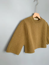 Load image into Gallery viewer, Cropped Knitwear