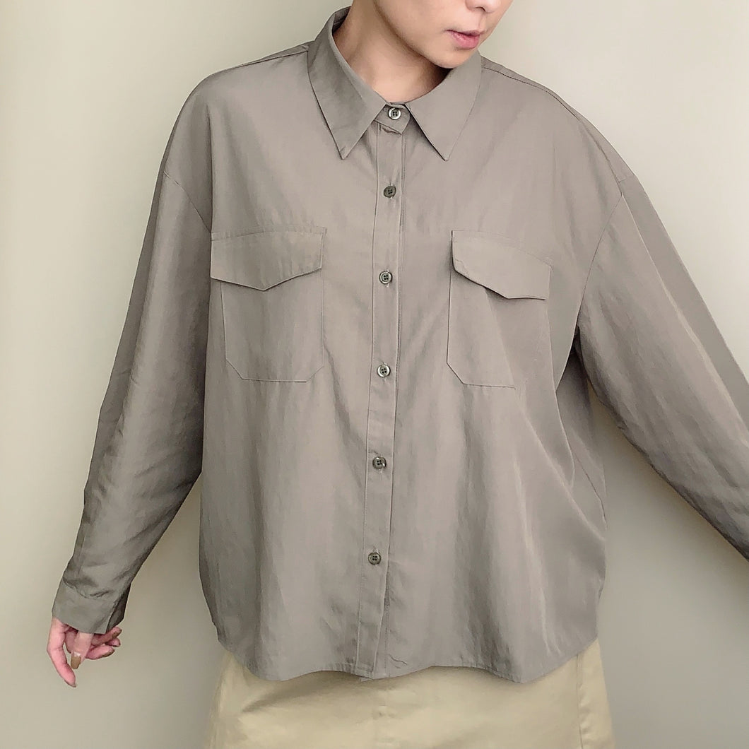 Loose Fit 2-pocket Shirt