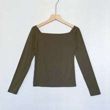 Load image into Gallery viewer, Off-shoulder Long Sleeve Top