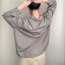 Load image into Gallery viewer, Loose Fit 2-pocket Shirt